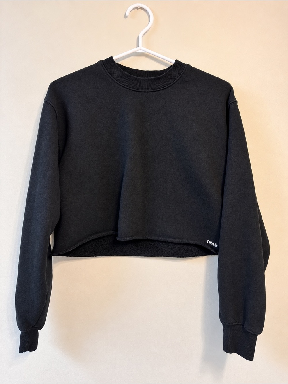 TNA Aritzia Cozy Fleece Perfect Fit Cropped Crewneck Black S